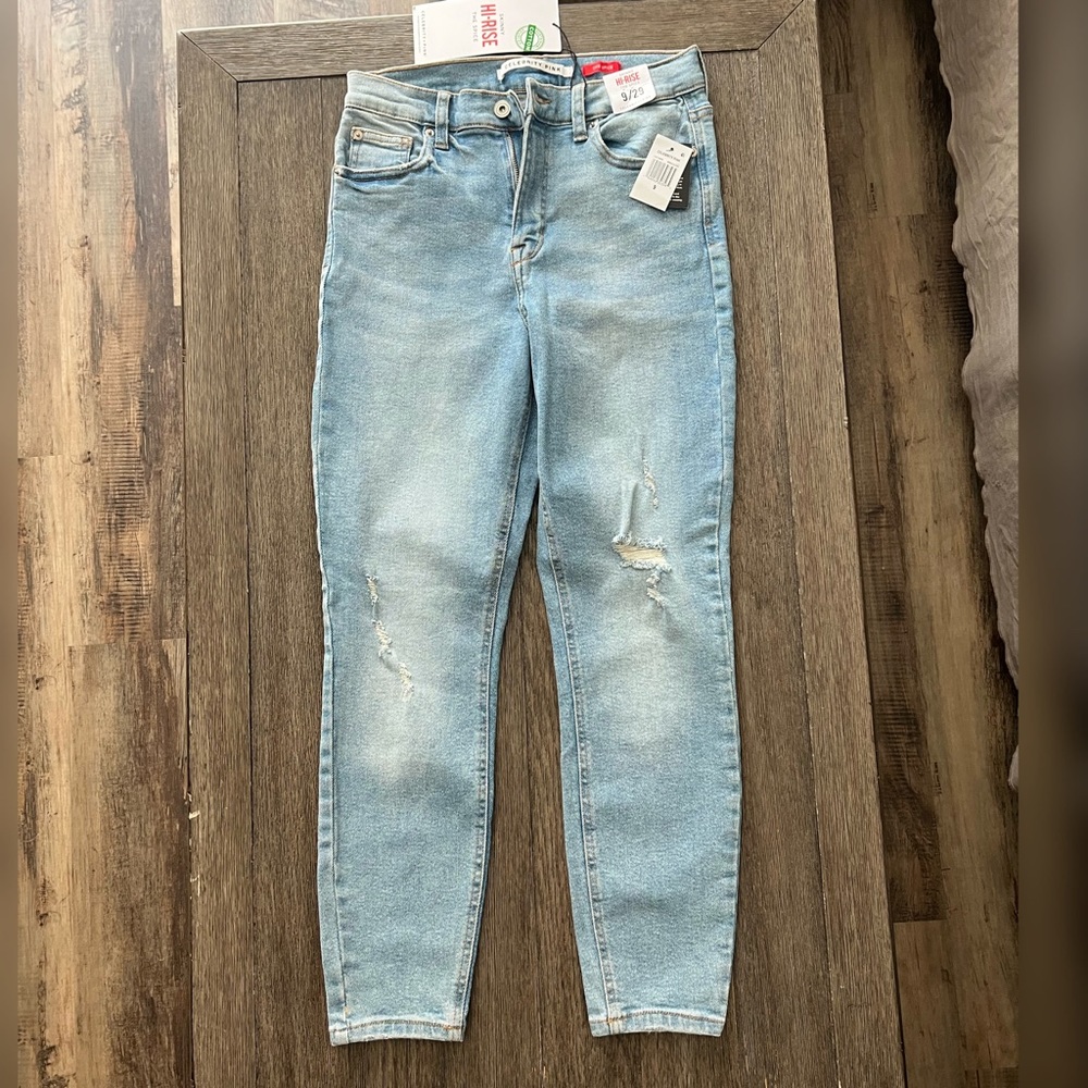NEW Celebrity Pink High Rise Skinny Ankle Jeans World Class Distressed Juniors 9